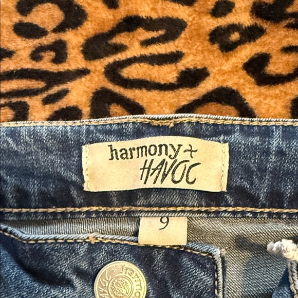 Distressed Blue Skinny Jeans with Embroidered Patch Accents - Picture 3 of 4